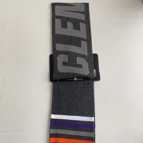 🆕Clemson Scarf - Picture 2 of 6